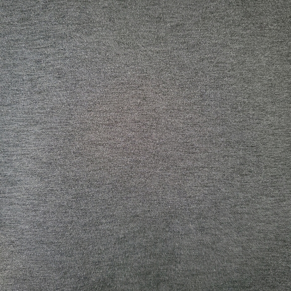 SOLD-----Men's long sleeve gymshark - Picture 5 of 6